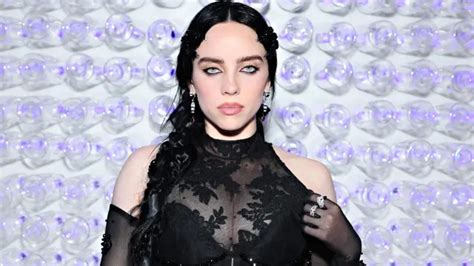 is billie eilish bisexual|Billie Eilish Says She’s ‘Been In Love With Girls My。